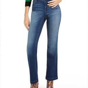Elegant Indigo Women's Straight Leg Jeans